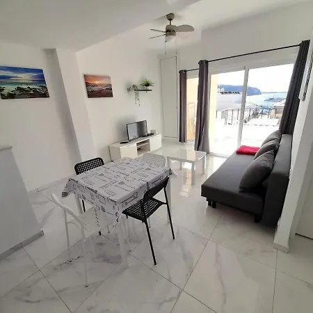 Playa Los Cristianos Deluxe Apartment